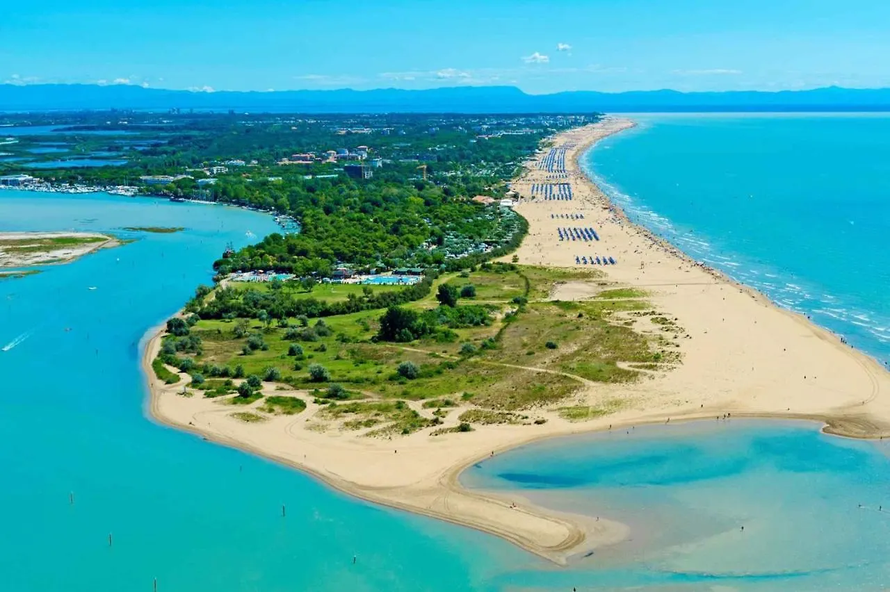 Apartment In Bibione 27926